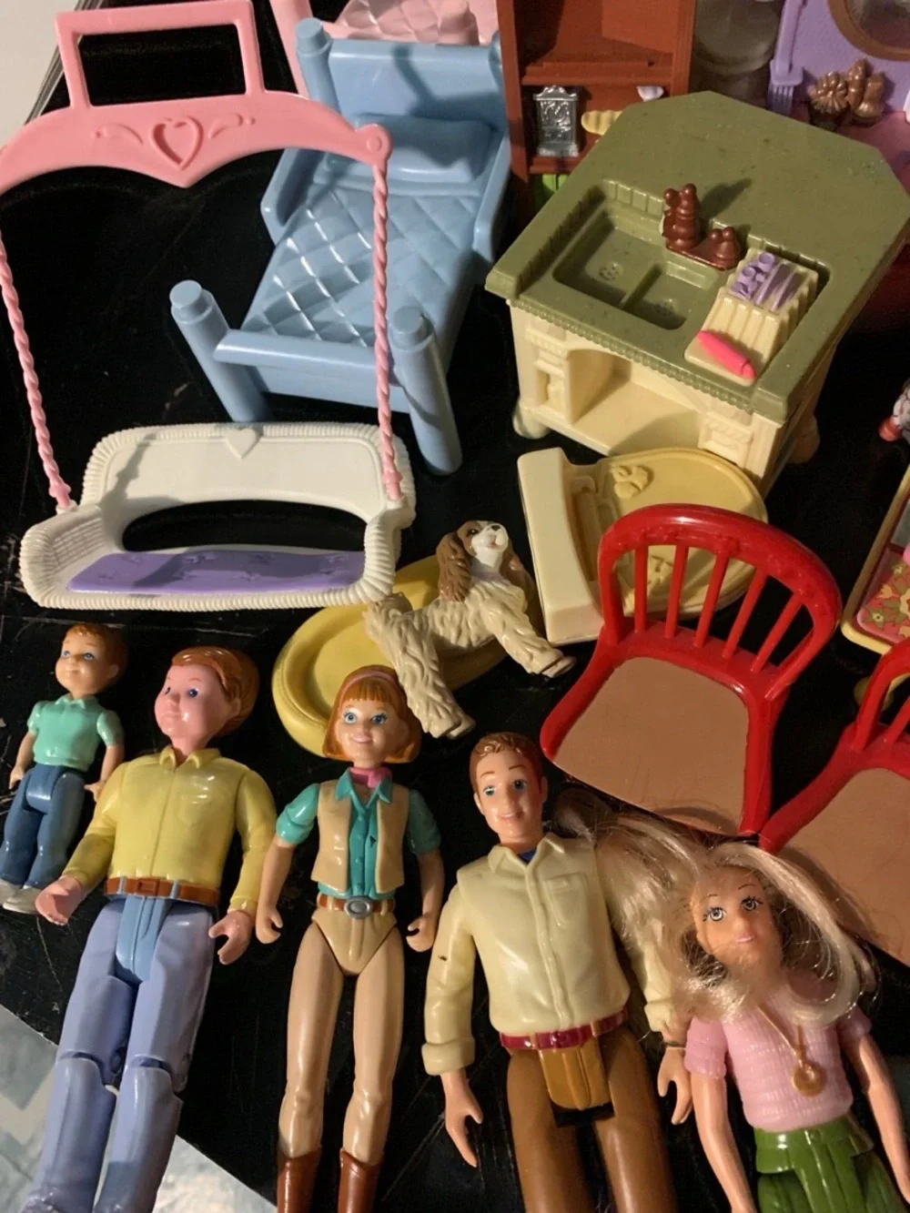 Vtg Fisher Price Loving Family Doll House Lot Furniture Bed Kitchen Characters